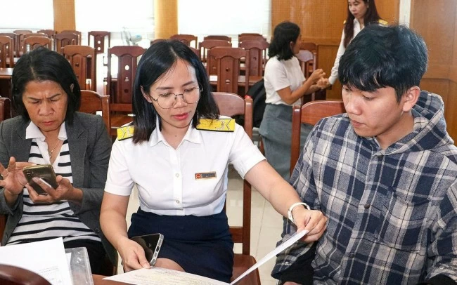 doanh nghiep ho kinh doanh chu dong ra soat hoa don dien tu de han che rui ro sai sot