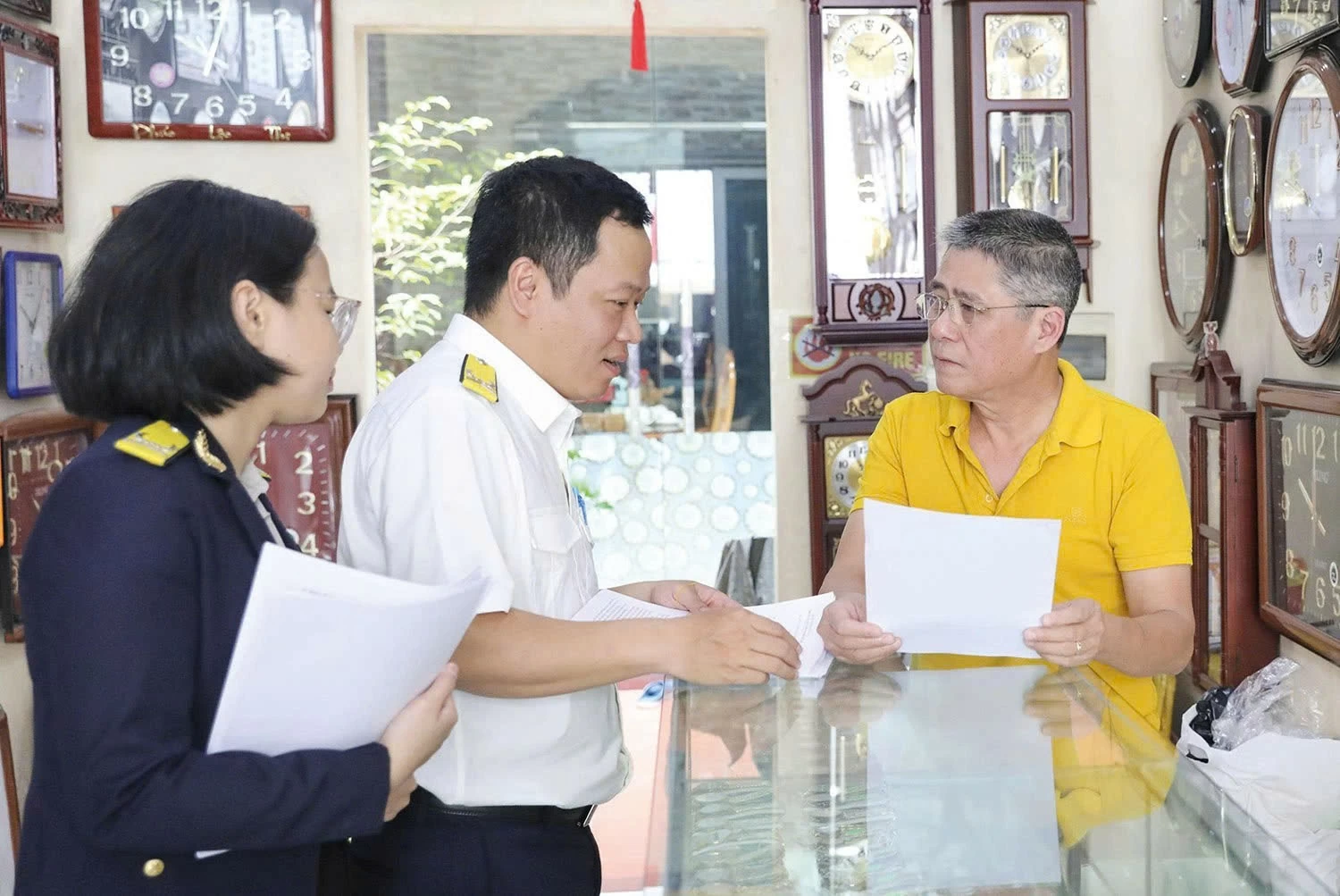 Giảm thuế, tăng tuần hoàn giao thương và thúc đẩy tăng trưởng