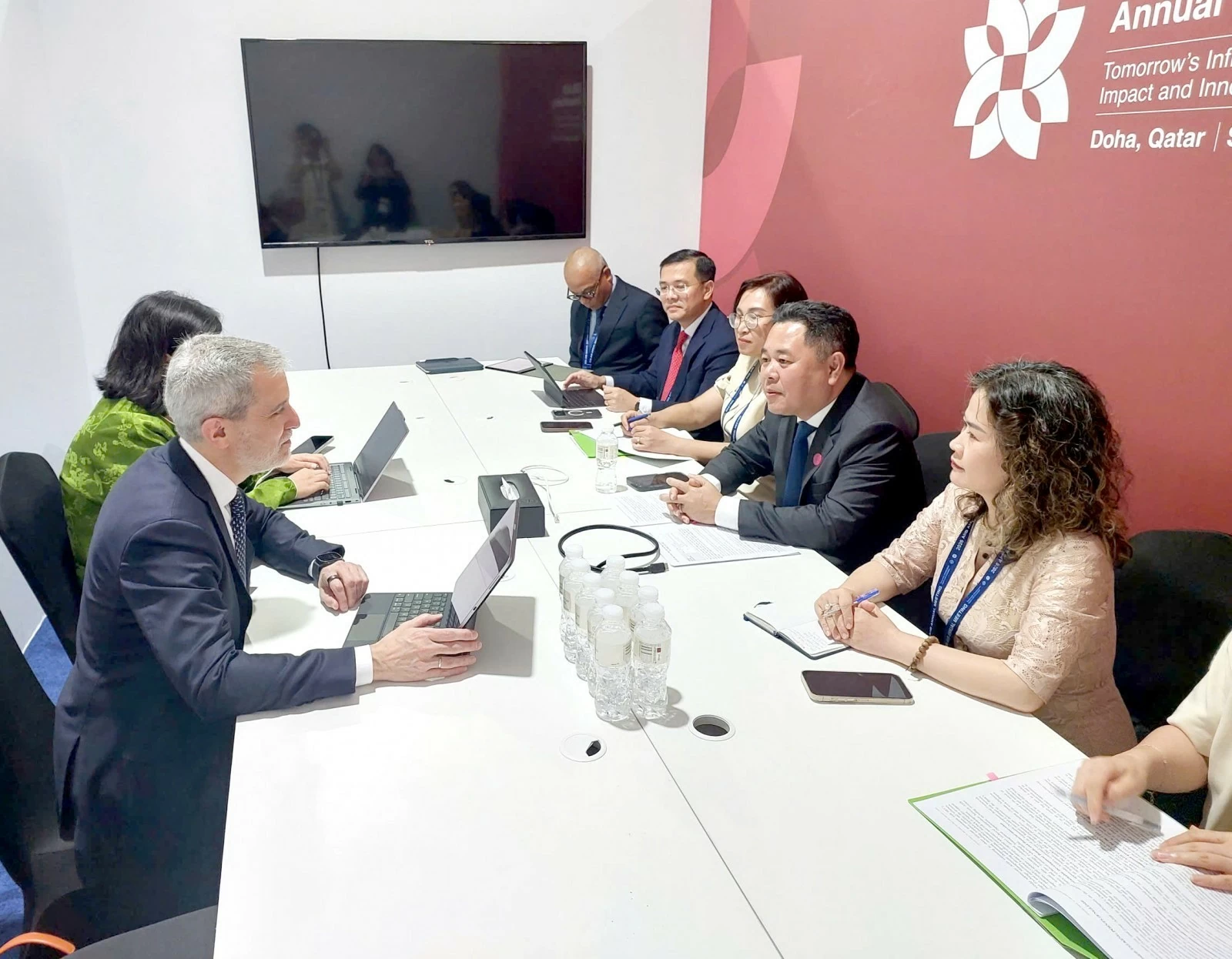Việt Nam thúc đẩy hợp tác phát triển hạ tầng tại Hội nghị thường niên AIIB lần thứ 11