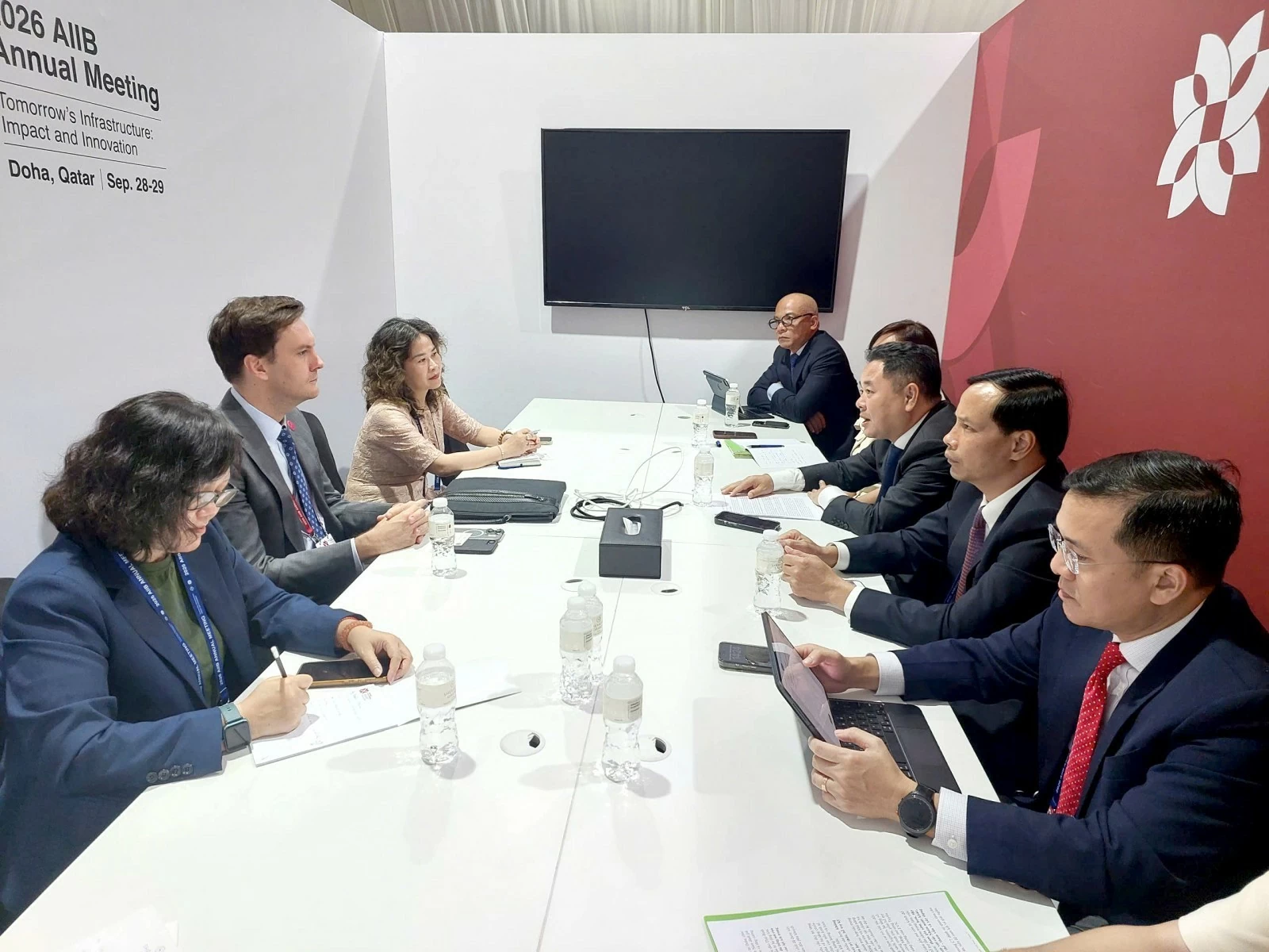 Việt Nam thúc đẩy hợp tác phát triển hạ tầng tại Hội nghị thường niên AIIB lần thứ 11