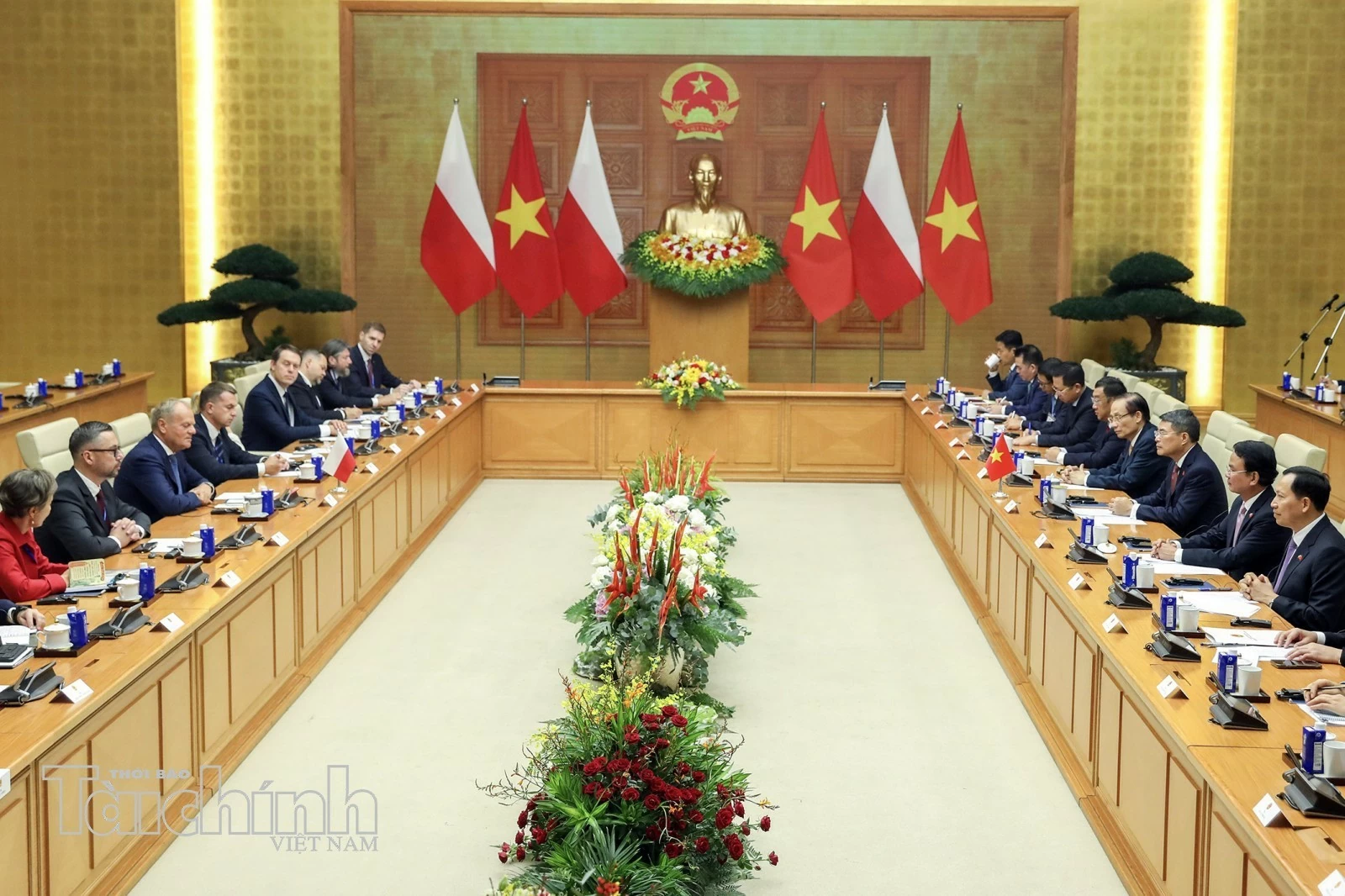 Lễ đón chính thức Thủ tướng Ba Lan thăm Việt Nam