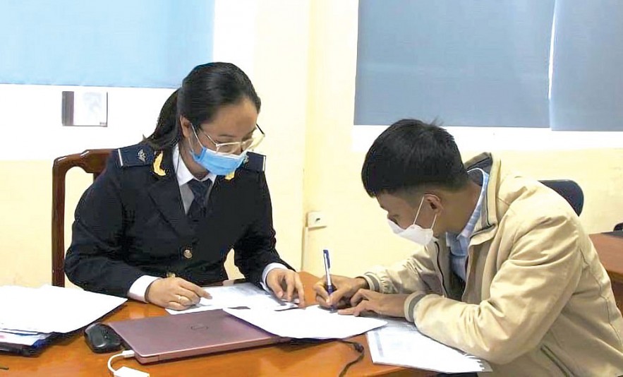 Thu ngân sách quý I khả quan nhờ thủ tục thông thoáng Cục Hải quan Thanh Hóa: Thu ngân sách quý I khả quan nhờ thủ tục thông thoáng