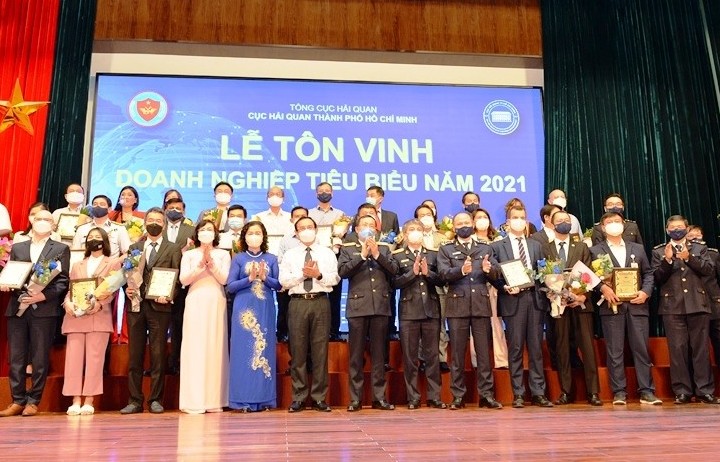 TP. Hồ Chí Minh: Vinh danh 14 doanh nghiệp xuất nhập khẩu tiêu biểu