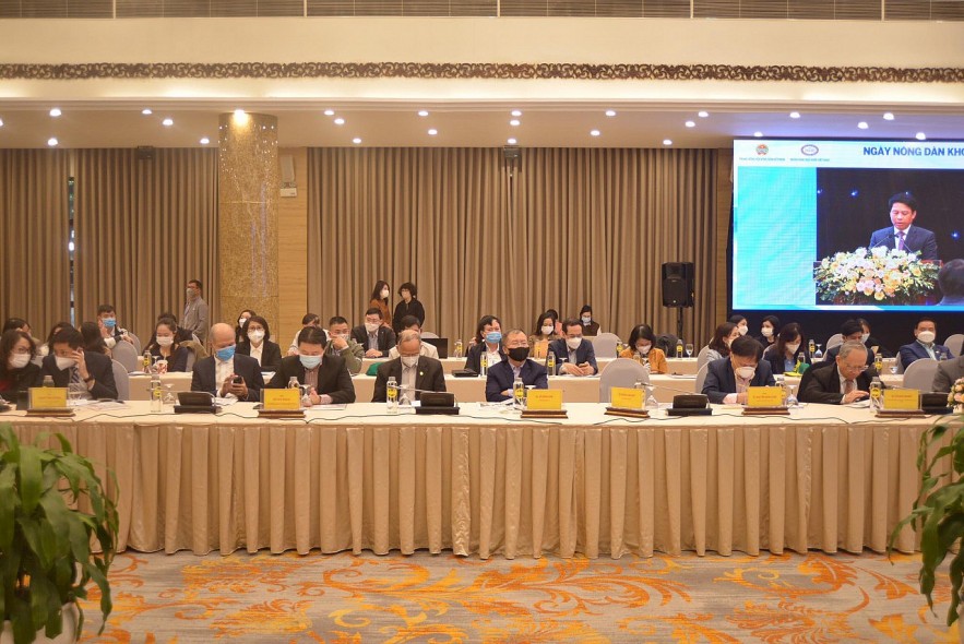 Làm gì để nhà nông tiến tới thanh toán không tiền mặt?