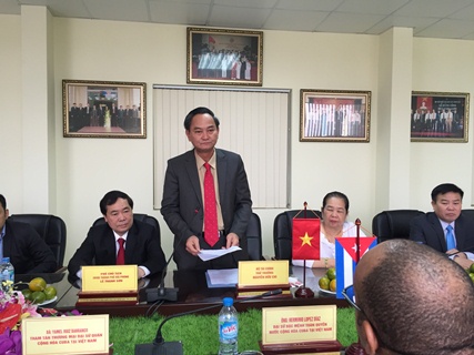 Thứ trưởng Bộ T&agrave;i ch&iacute;nh Nguyễn Hữu Ch&iacute;