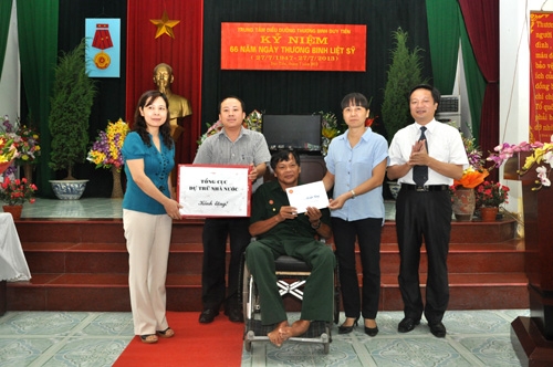 tri an nguoi co cong voi cach mang