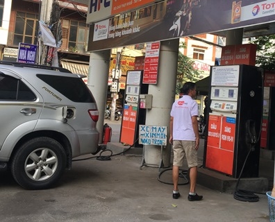 Giá các mặt hàng xăng, dầu thay đổi nhẹ từ 15 giờ chiều nay
