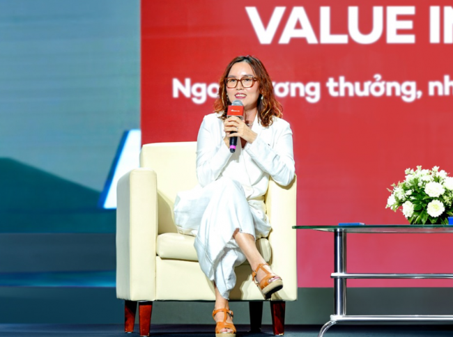 CPO Home Credit shares how to build an AI-driven but human-centric workplace