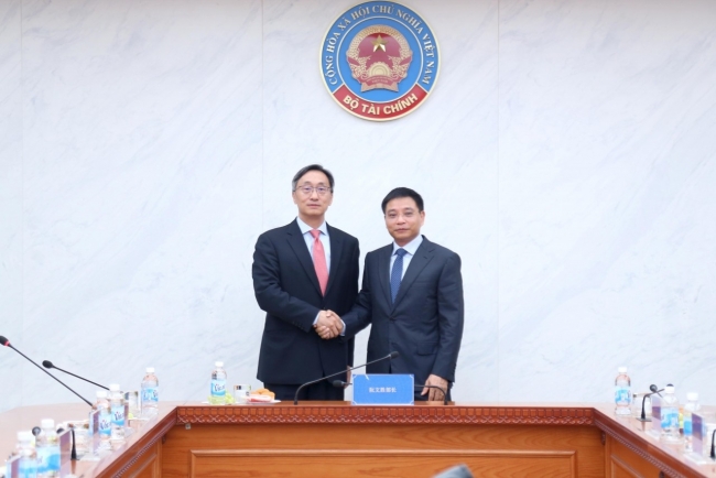 ICBC pledges deeper financial cooperation with Vietnam