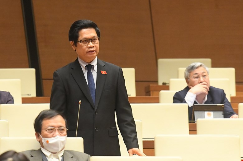 Đại biểu Vũ Tiến Lộc