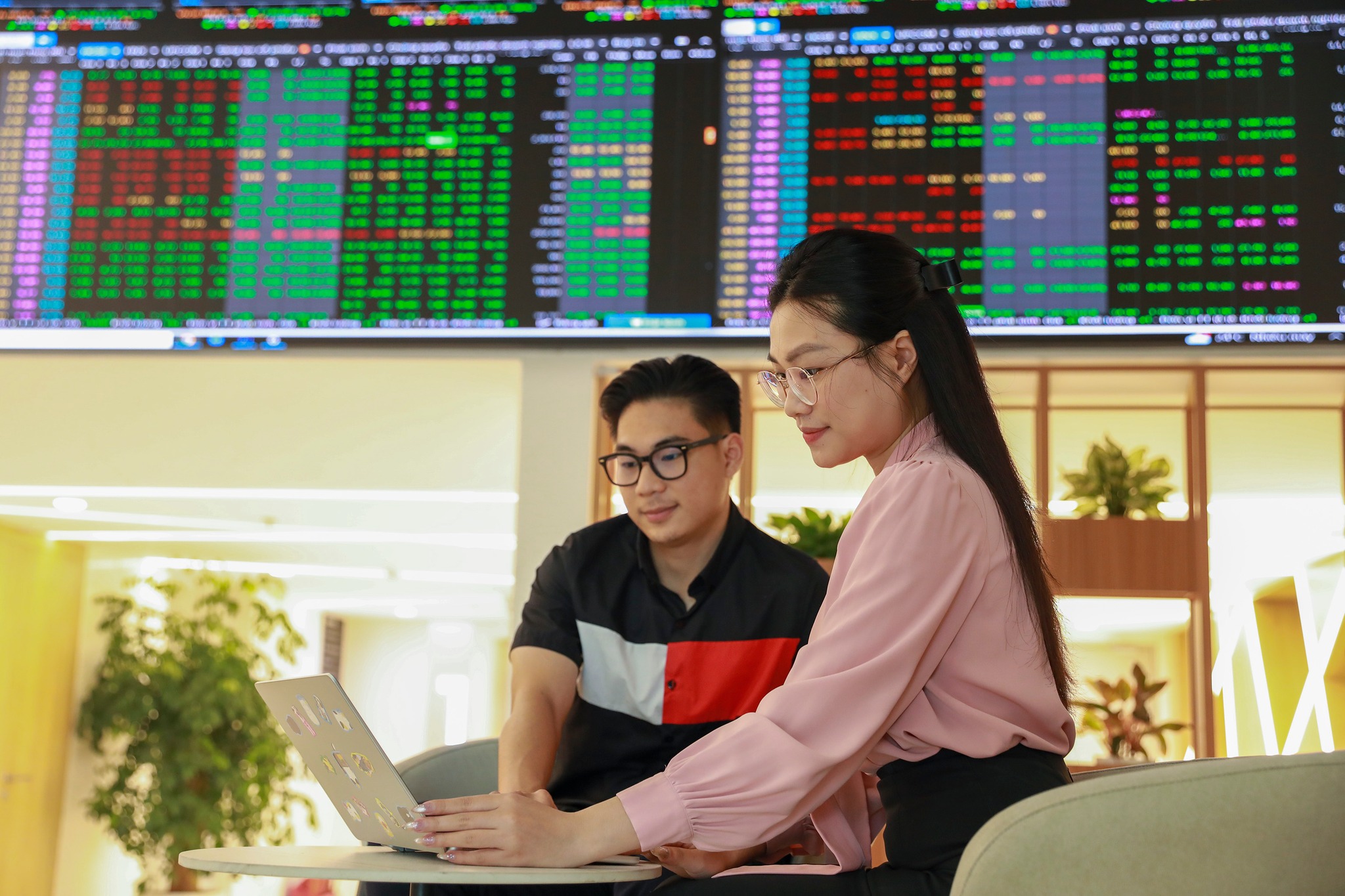 hoạt động của công công ty chứng khoán Bảo Việt hoạt động của công công ty chứng khoán Bảo Việt
