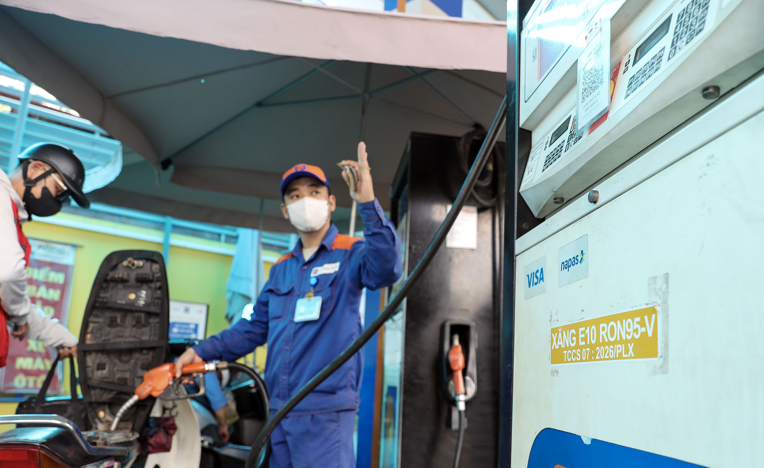 Giá xăng dầu và giá lương thực, thực phẩm “hạ nhiệt kéo CPI tháng 7 giảm 0,12% Giá xăng dầu và giá lương thực, thực phẩm “hạ nhiệt kéo CPI tháng 7 giảm 0,12%