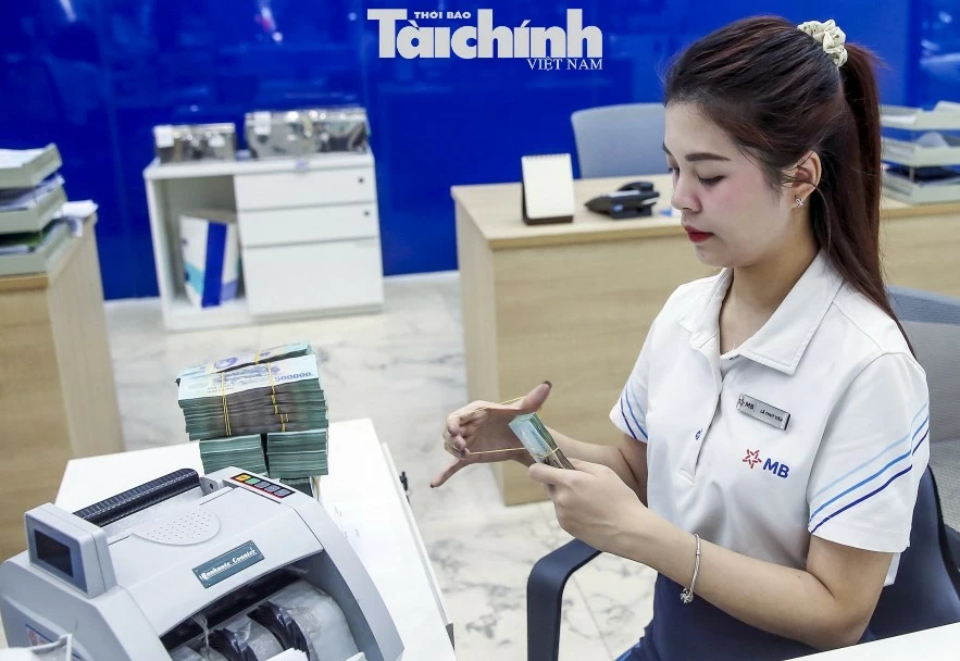 Thị trường tiền tệ tuần 17 - 21/8: Lãi suất qua đêm lùi về 3% khi thanh khoản Thị trường tiền tệ tuần 17 - 21/8: Lãi suất qua đêm lùi về 3% khi thanh khoản