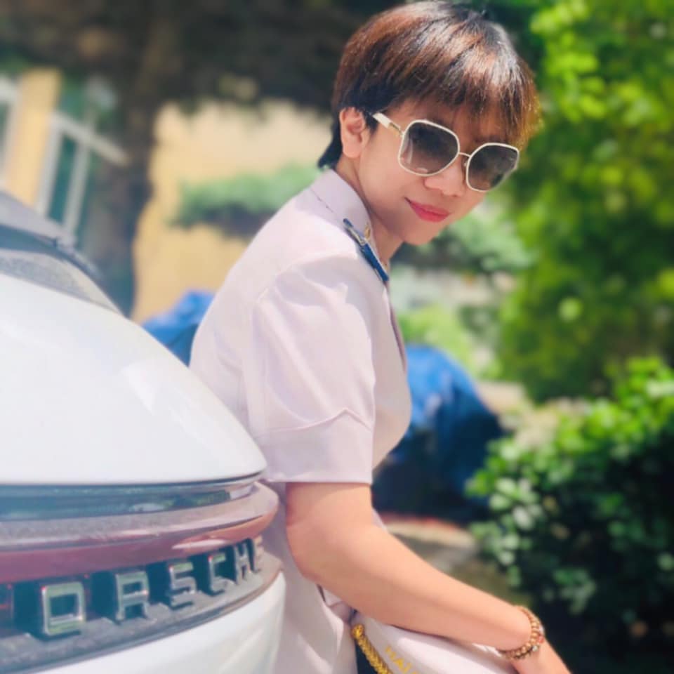 Hồng Vân