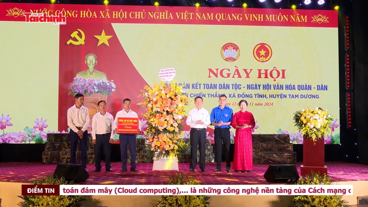 Phó Thủ tướng, Bộ trưởng Hồ Đức Phớc dự Ngày hội Đại đoàn kết toàn dân tộc tại Vĩnh Phúc